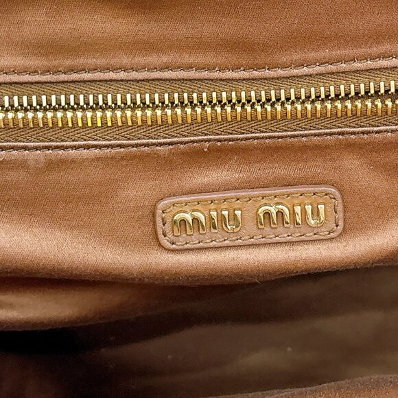 95% NEW MIUMIU BAG - Picture 12 of 14